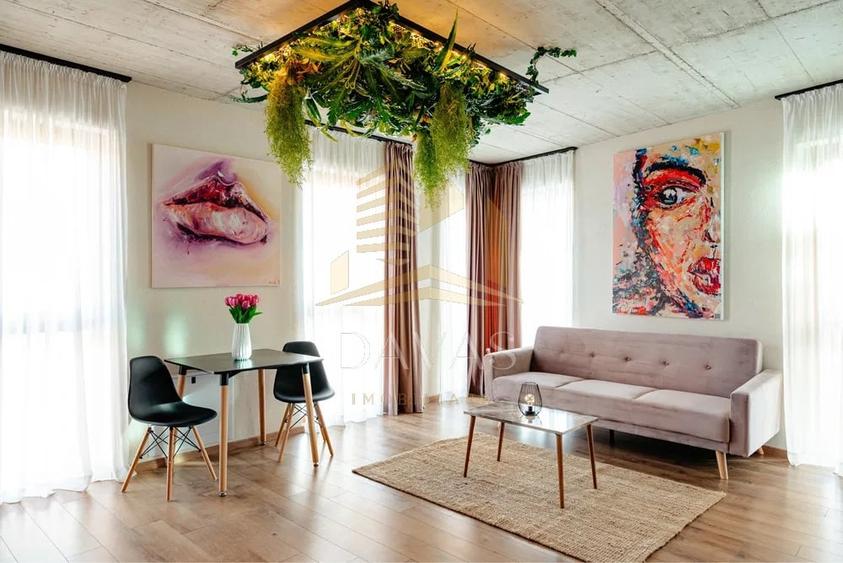 Apartament cu 2 camere semidecomandat, mobilat în Semicentral