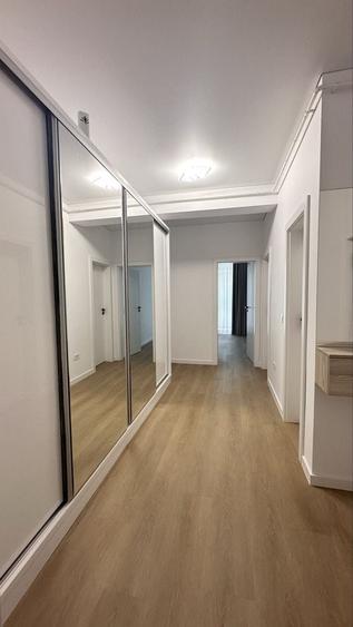 Apartament cu 3 camere în Țiglina 1