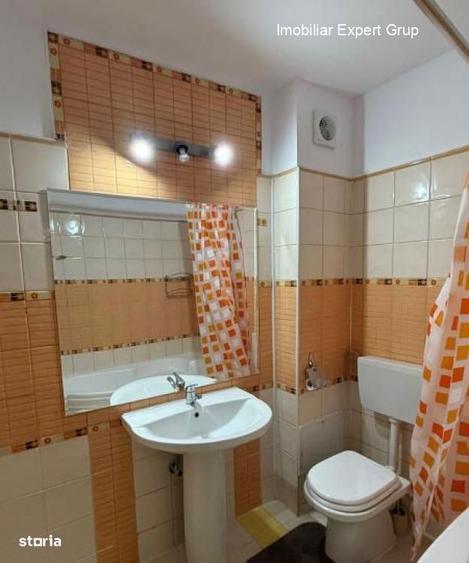 Casă cu 5 camere cu Teren 250 Mp în Herăstrău