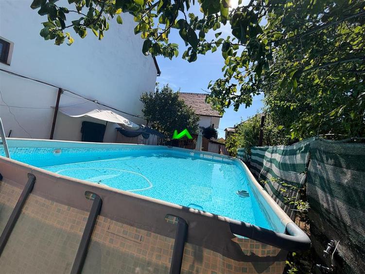 Casă cu 4 camere cu Teren 225 Mp în Vasile Aaron