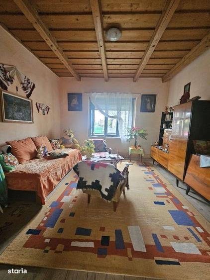 Casă cu 3 camere în Vășad