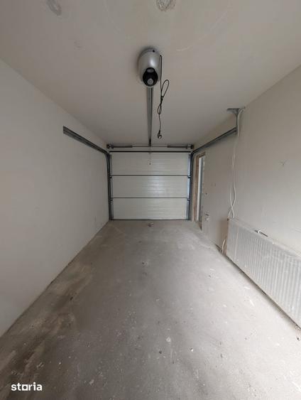 Casă cu 4 camere cu Teren 190 Mp în Florești