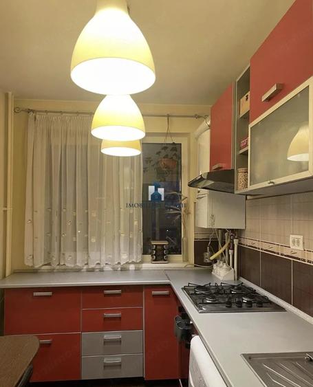 Vanzare Apartament 2 Camere Semidecomandat Bld. Obregia - 4