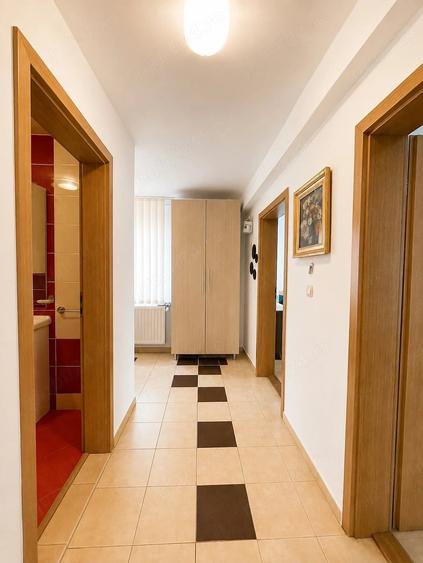 Apartament cu 3 camere decomandat în Șelimbăr