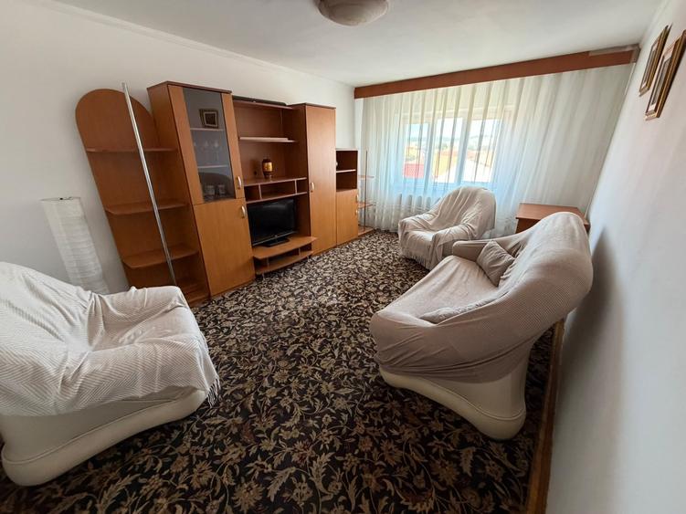 Apartament de inchiriar, 3 camere  , zona Tolstoi - 3