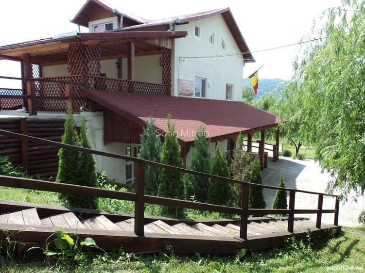 Casa 400 mp, teren 6500 mp