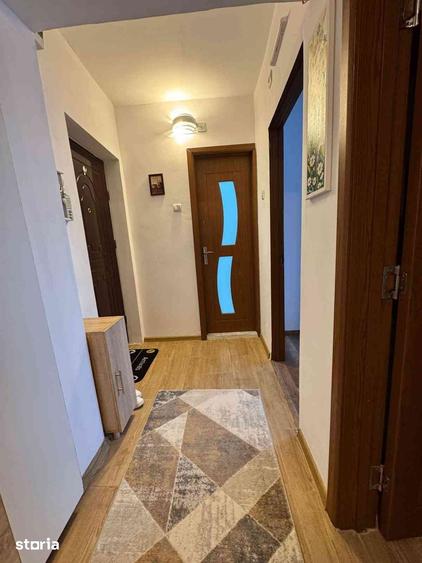 Apartament cu 2 camere decomandat în Energiei
