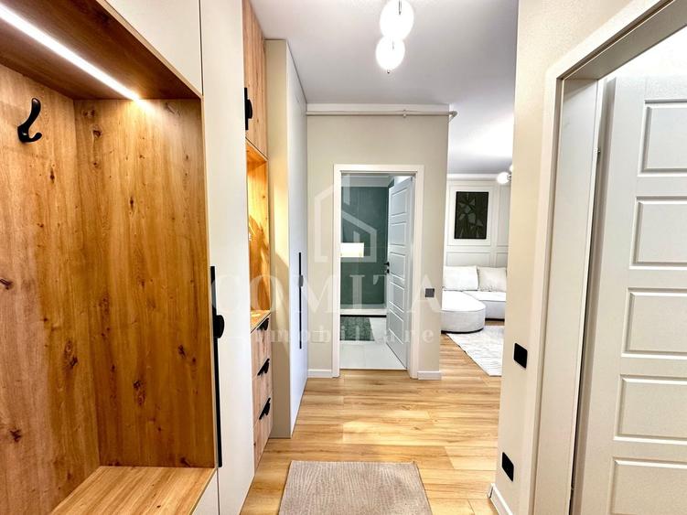 Apartament cu 2 camere semidecomandat, mobilat în Florești
