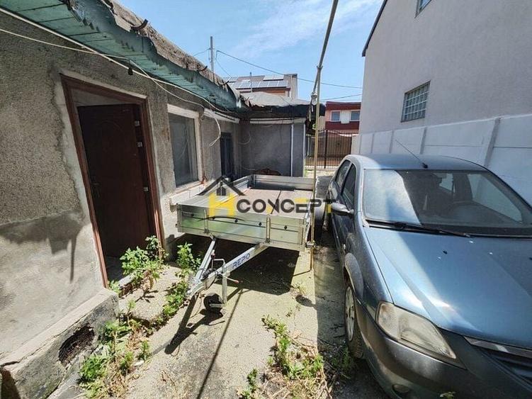 Apartament cu 4 camere decomandat în Titan