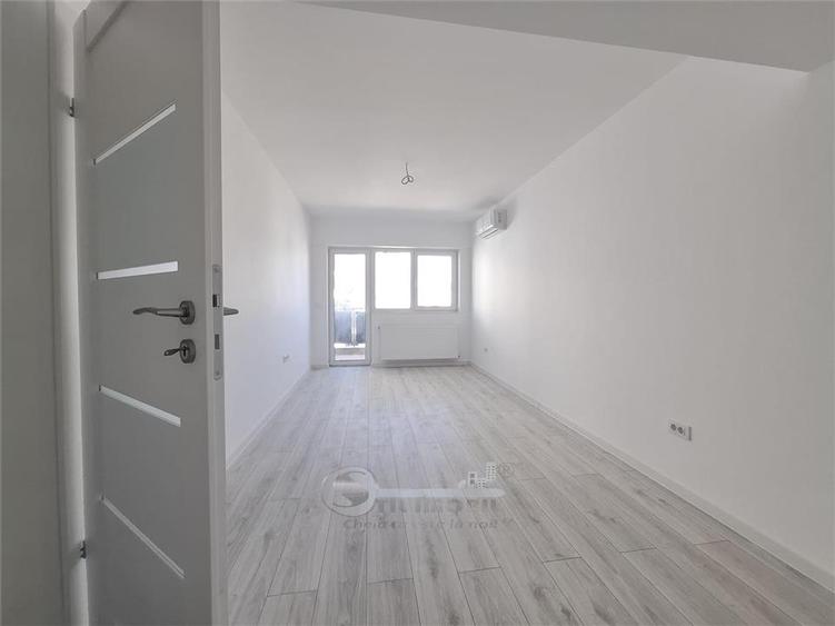 Apartament cu 2 camere decomandat în Galata