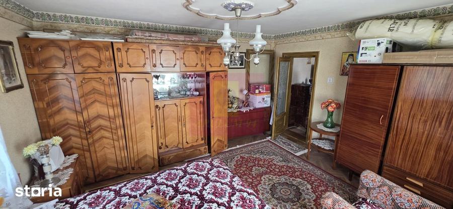Casă cu 5 camere cu Teren 330 Mp în Slobozia