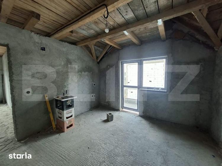 Casă cu 4 camere cu Teren 350 Mp în Pielești