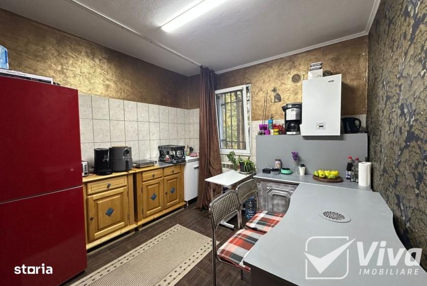 Spatiu comercial Podu Ros, langa Redcube. 2 camere, 48 mp - 5