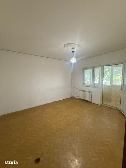 Balada-Apartament cu 2 camere ,nemobilat, de inchiriat , etaj 2 - 6