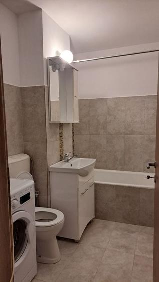 Garsonieră decomandată în Micălaca