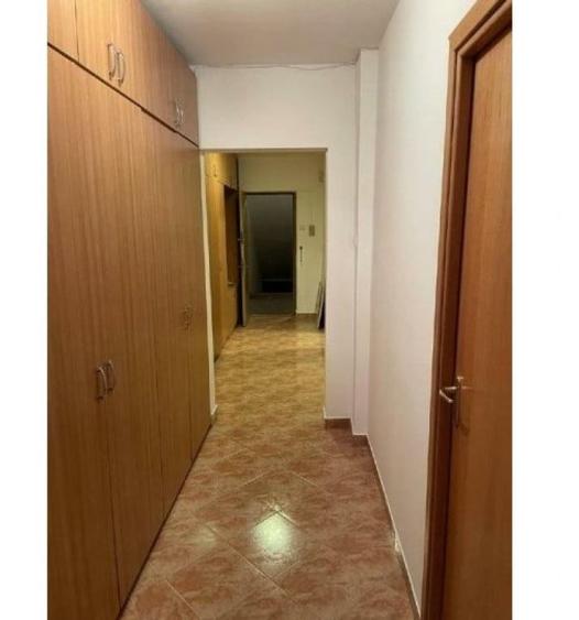 Apartament cu 4 camere decomandat în 13 Septembrie