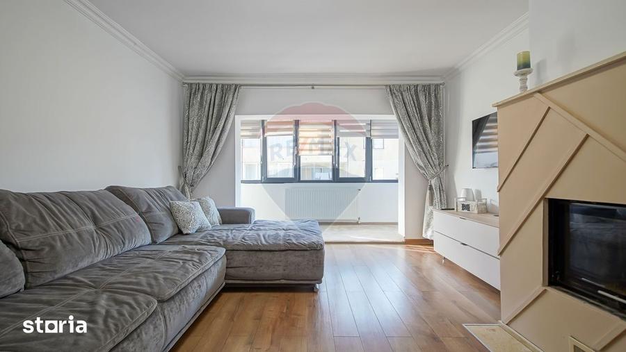 Apartament cu 4 camere, mobilat în Movilei