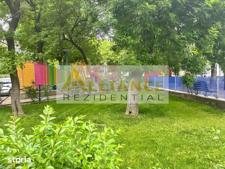 Apartament cu 3 camere în Metalurgiei