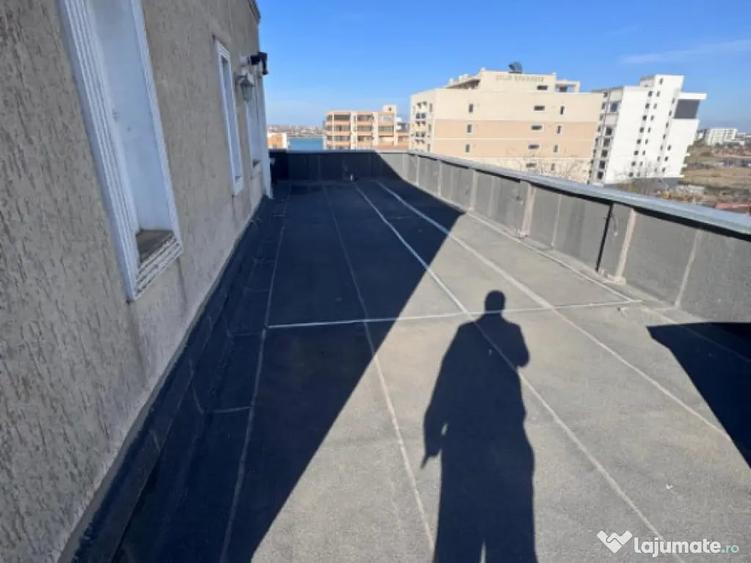 Apartament cu 3 camere decomandat, mobilat în Tomis Nord