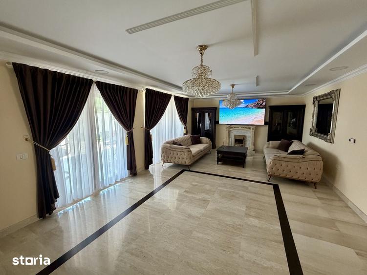 Casă cu 5 camere cu Teren 1040 Mp în Sânandrei