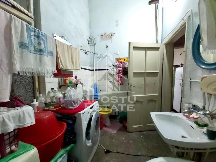 Apartament 3 camere cu vedere si balcon spre Piata Catedralei - 10