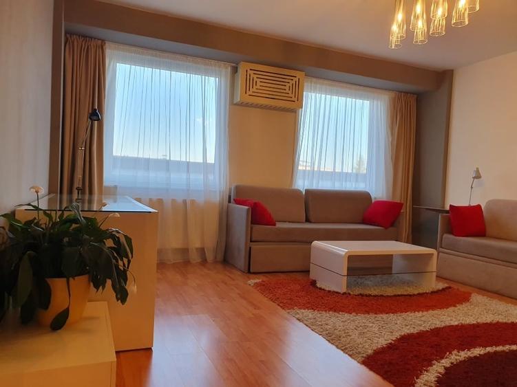 Apartament cu 2 camere decomandat, mobilat în Central