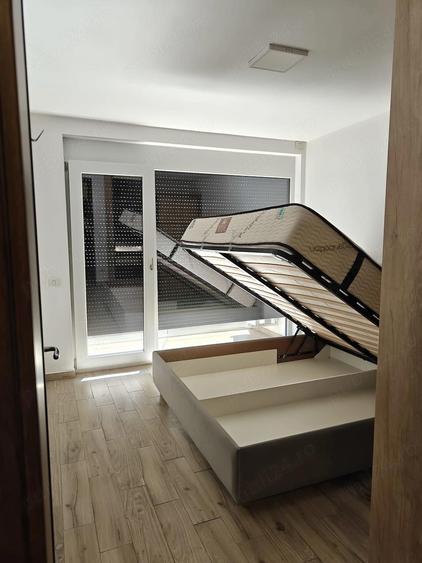 Proprietar, vand apartament cu 2 camere, strada Ceyrat, West Residence, Oradea. - 6