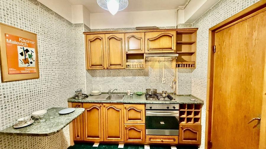Apartament cu 3 camere decomandat în Eminescu