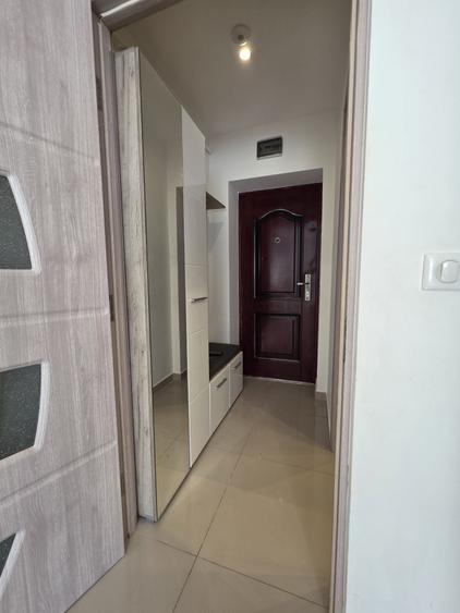 Garsonieră decomandată în Exterior Vest