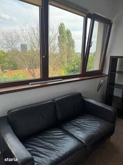 Apartament cu 3 camere, balcon ?i lift - 16
