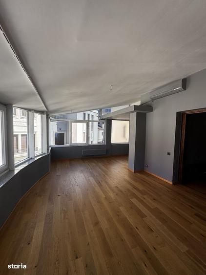 Apartament cu 4 camere în Dorobanți