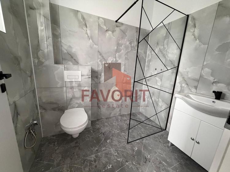 Duplex cu 4 camere cu Canalizare în Utvin
