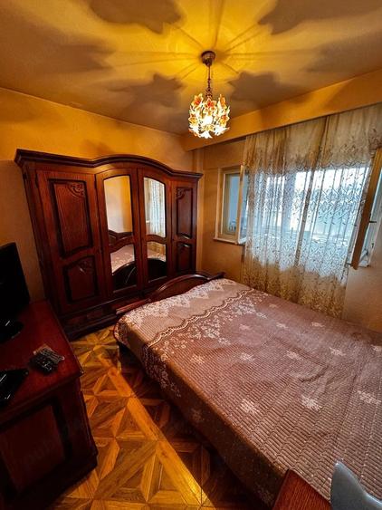 Apartament cu 2 camere decomandat în Traian