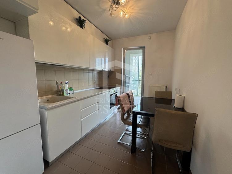 Apartament cu 3 camere decomandat în Splaiul Unirii