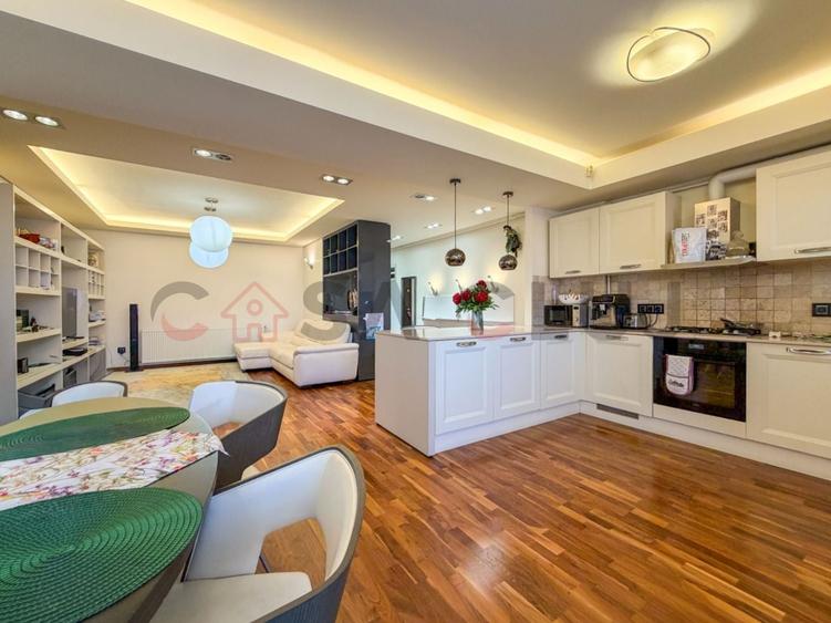 Apartament cu 3 camere semidecomandat, mobilat în Andrei Mureșanu