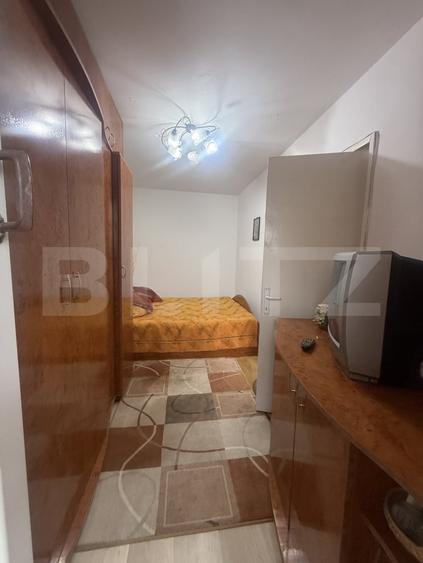 Apartament cu 2 camere semidecomandat, mobilat în Micro 11