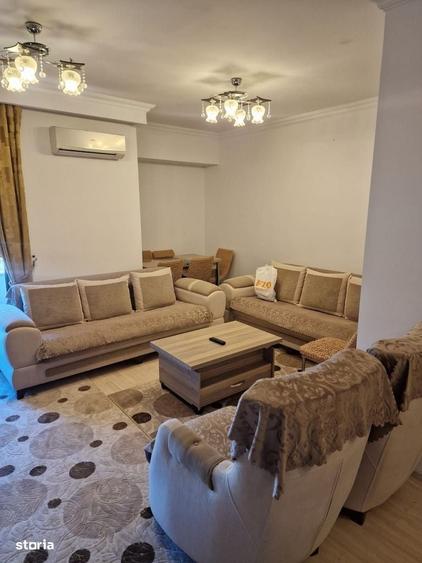 Apartament cu 3 camere decomandat în Km 5