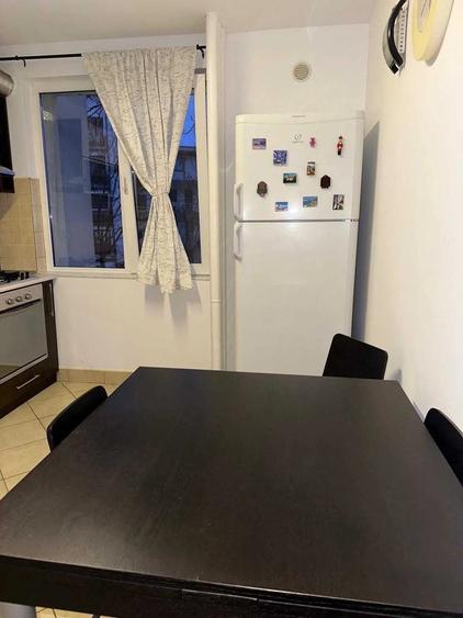 Apartament cu 3 camere în Grivița