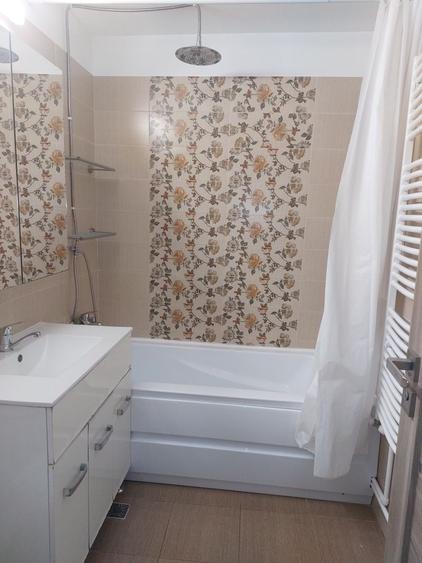 Apartament cu 2 camere decomandat în Anda