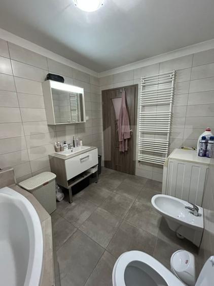 Spațiu comercial, de 228 mp, în Aurel Vlaicu