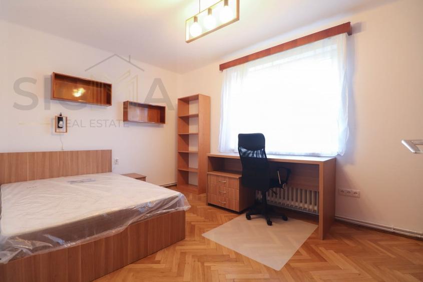 Apartament cu 3 camere decomandat, mobilat în Central