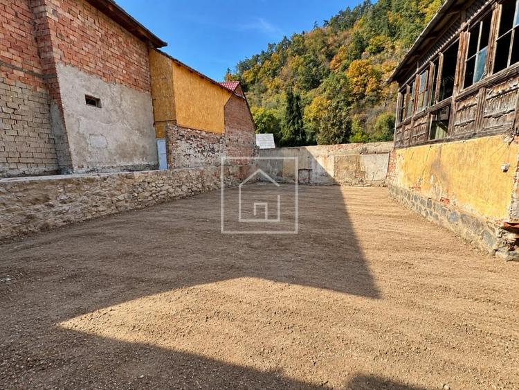 Duplex cu 4 camere cu Canalizare în Tilișca