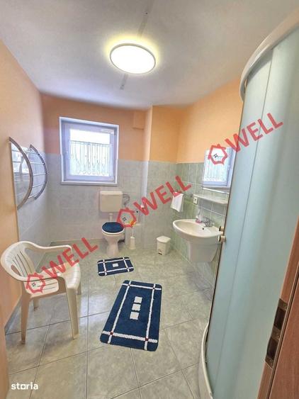 Casă cu 4 camere cu Teren 300 Mp în Central
