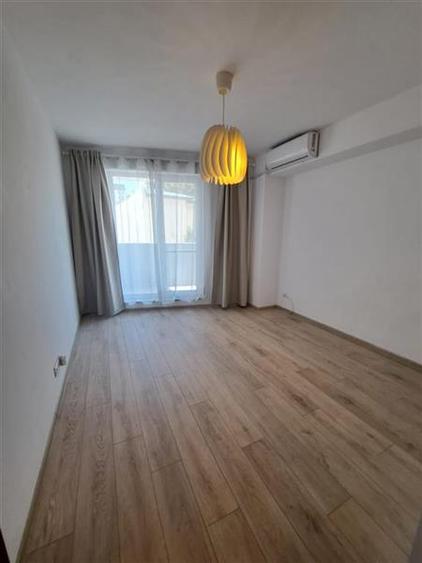 Apartament cu 2 camere decomandat în Șerban Vodă
