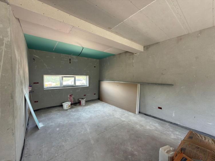 Duplex cu 3 camere cu Canalizare în Ghiroda