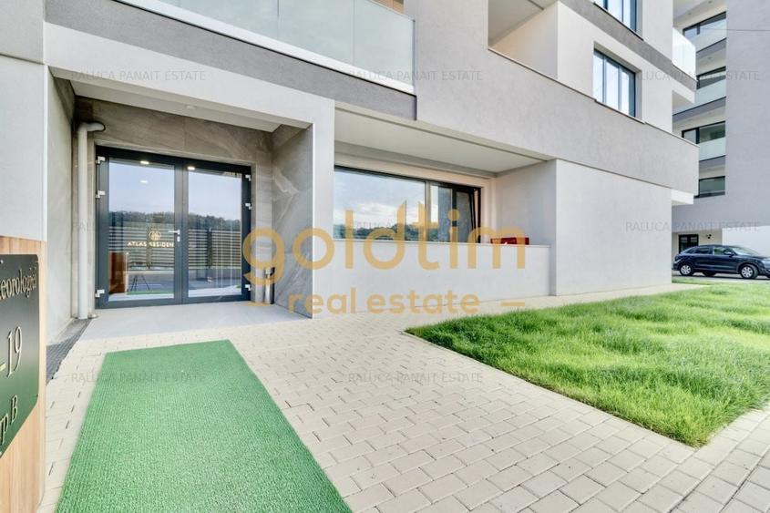 Apartament cu 3 camere semidecomandat, mobilat în Băneasa