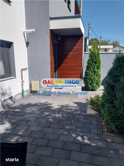 Casă cu 4 camere cu Teren 160 Mp în Ștefănești