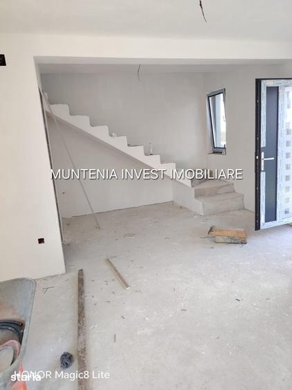 Casă cu 4 camere cu Teren 308 Mp în Moșoaia