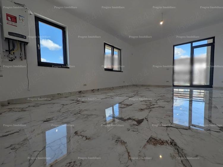 Apartament cu 3 camere decomandat în Est