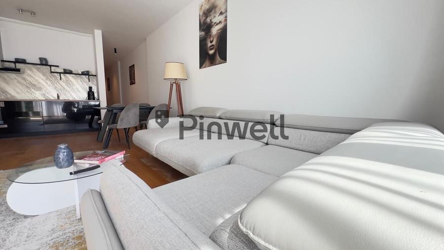 Apartament cu 3 camere decomandat, mobilat în Central